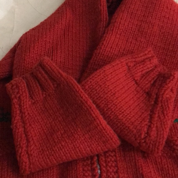 Vintage Cowichan - Picture 3 of 5